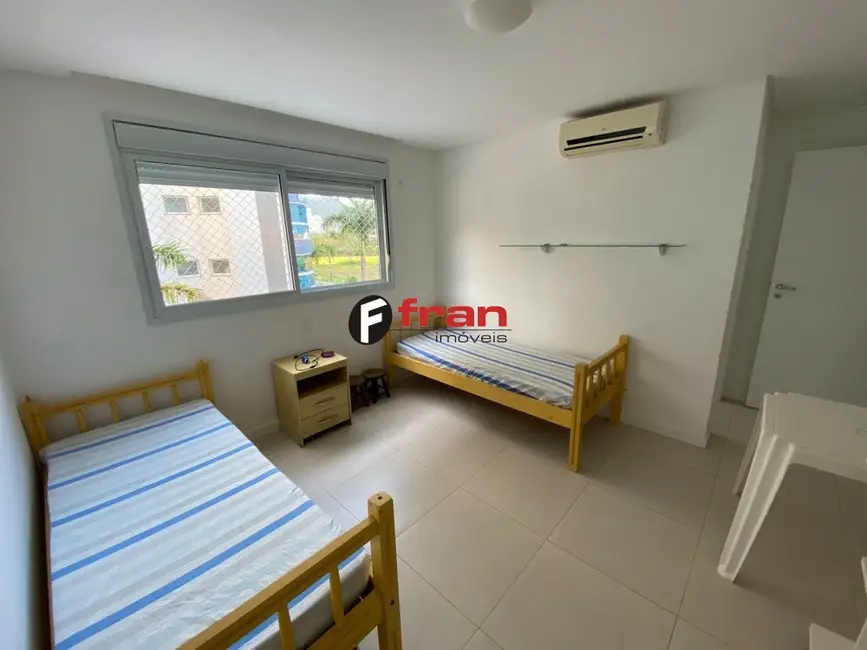 Foto 9 de Apartamento com 3 quartos à venda, 115m2 em Governador Celso Ramos - SC