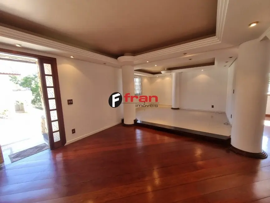 Casa com 6 quartos à venda, 291m2 em Córrego Grande, Florianopolis - SC - imagem 7 Foto 7 de Casa com 6 quartos à venda, 291m2 em Córrego Grande, Florianopolis - SC