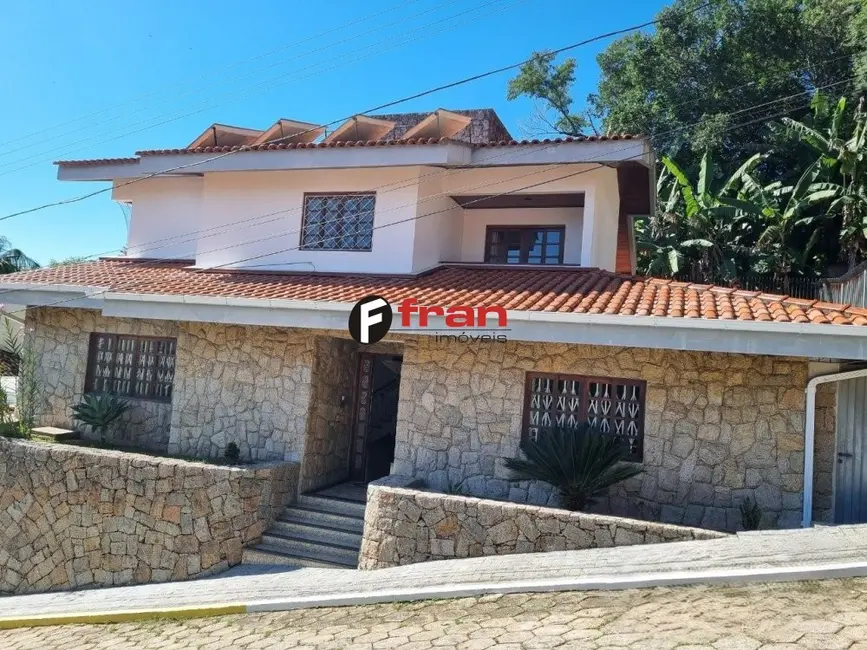Foto 1 de Casa com 6 quartos à venda, 291m2 em Córrego Grande, Florianopolis - SC