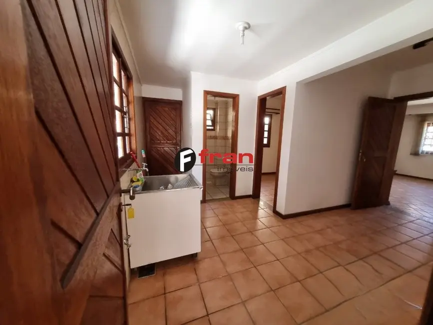 Casa com 6 quartos à venda, 291m2 em Córrego Grande, Florianopolis - SC - imagem 5 Foto 5 de Casa com 6 quartos à venda, 291m2 em Córrego Grande, Florianopolis - SC