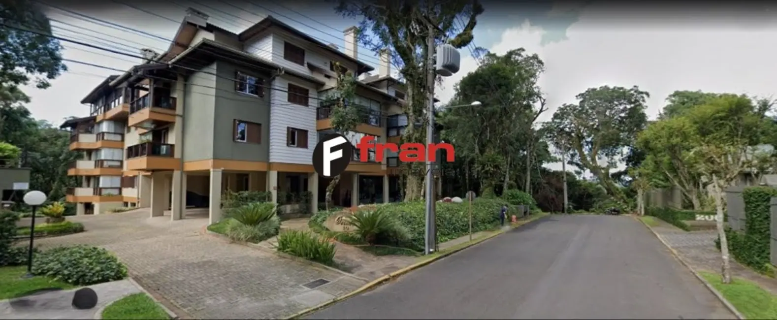 Apartamento com 3 quartos à venda, 190m2 em Gramado - RS - imagem 1 Foto 1 de Apartamento com 3 quartos à venda, 190m2 em Gramado - RS