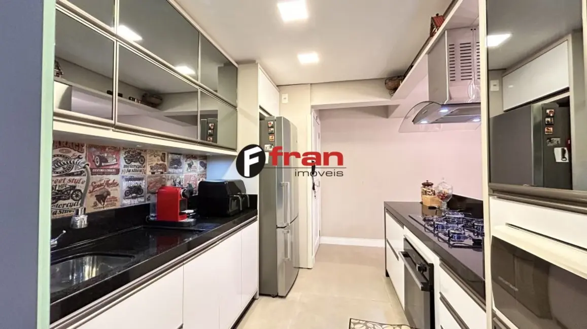 Foto 2 de Apartamento com 3 quartos à venda, 81m2 em Córrego Grande, Florianopolis - SC