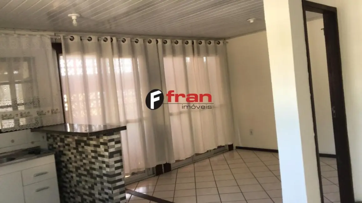 Casa com 6 quartos à venda, 200m2 em Córrego Grande, Florianopolis - SC - imagem 6 Foto 6 de Casa com 6 quartos à venda, 200m2 em Córrego Grande, Florianopolis - SC