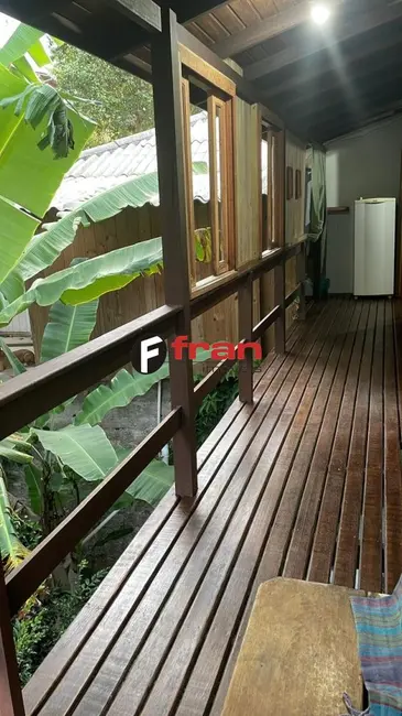 Casa com 6 quartos à venda, 200m2 em Córrego Grande, Florianopolis - SC - imagem 8 Foto 8 de Casa com 6 quartos à venda, 200m2 em Córrego Grande, Florianopolis - SC