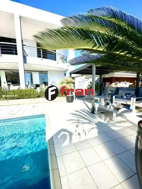 Foto 2 de Casa com 5 quartos à venda, 504m2 em João Paulo, Florianopolis - SC