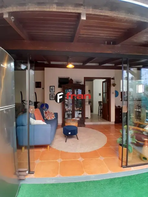 Foto 8 de Casa com 7 quartos à venda, 300m2 em Campeche, Florianopolis - SC