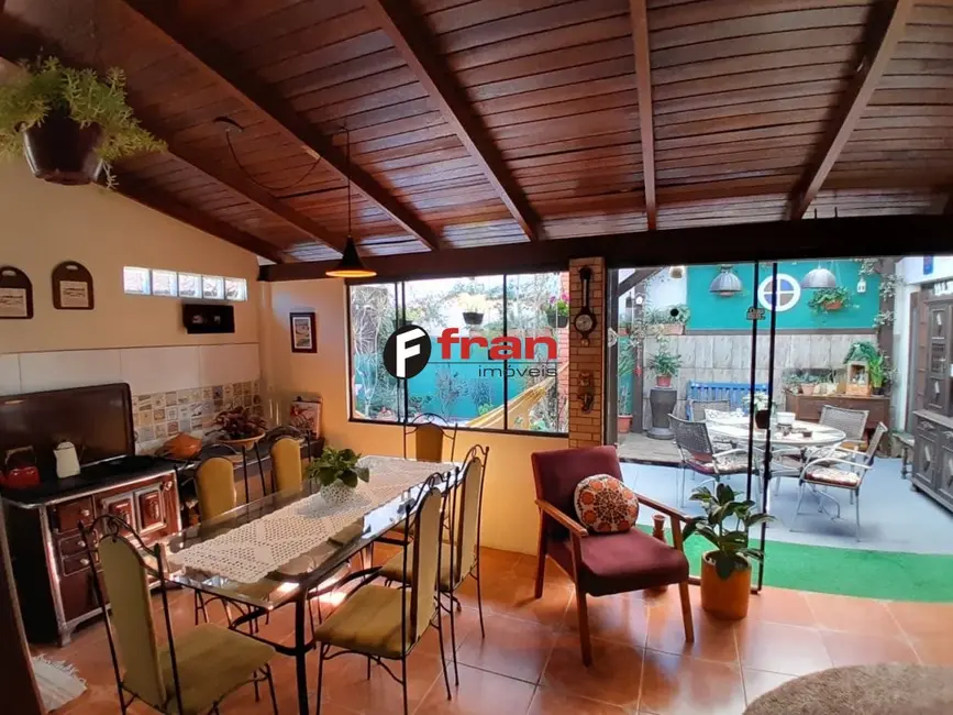 Foto 4 de Casa com 7 quartos à venda, 300m2 em Campeche, Florianopolis - SC