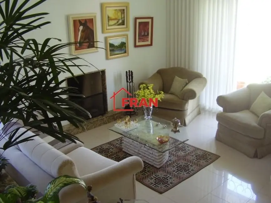 Foto 1 de Casa com 4 quartos à venda, 307m2 em Córrego Grande, Florianopolis - SC