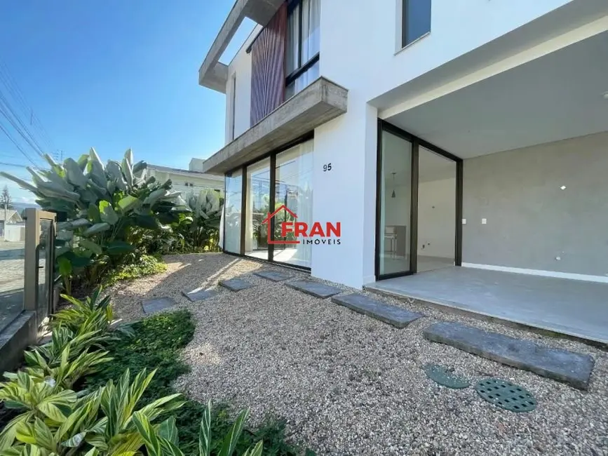 Foto 6 de Casa com 3 quartos à venda, 165m2 em Itacorubi, Florianopolis - SC