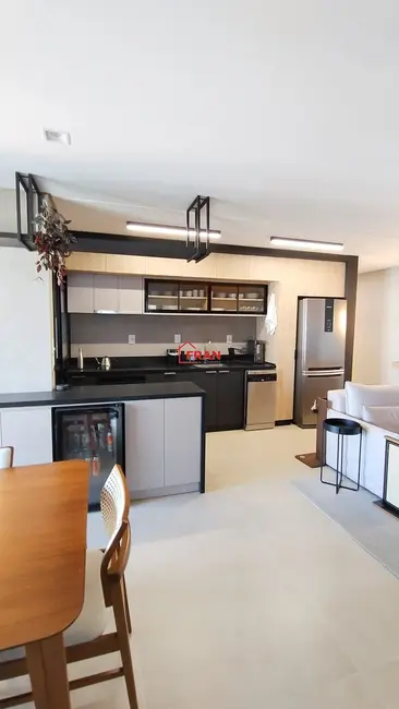 Foto 9 de Apartamento com 3 quartos à venda, 93m2 em Trindade, Florianopolis - SC