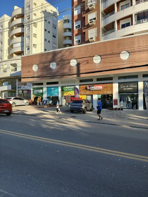 Foto 4 de Sala Comercial à venda, 62m2 em Córrego Grande, Florianopolis - SC