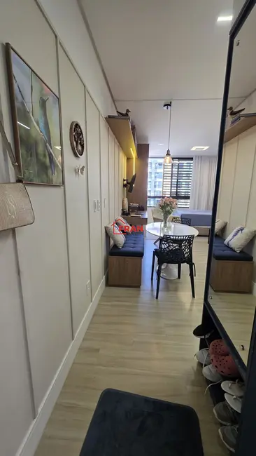 Apartamento com 1 quarto à venda, 34m2 em Córrego Grande, Florianopolis - SC - imagem 5 Foto 5 de Apartamento com 1 quarto à venda, 34m2 em Córrego Grande, Florianopolis - SC