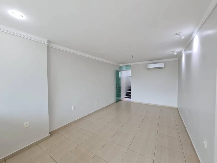 Foto 3 de Casa com 2 quartos à venda, 160m2 em São Geraldo, Manaus - AM