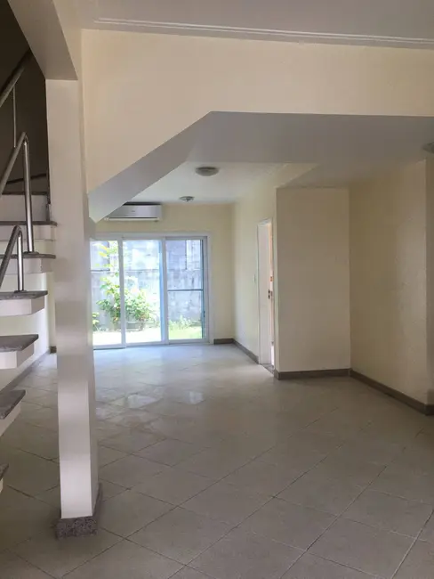 Apartamento com 4 quartos para alugar, 300m2 em Flores, Manaus - AM - imagem 5 Foto 5 de Apartamento com 4 quartos para alugar, 300m2 em Flores, Manaus - AM