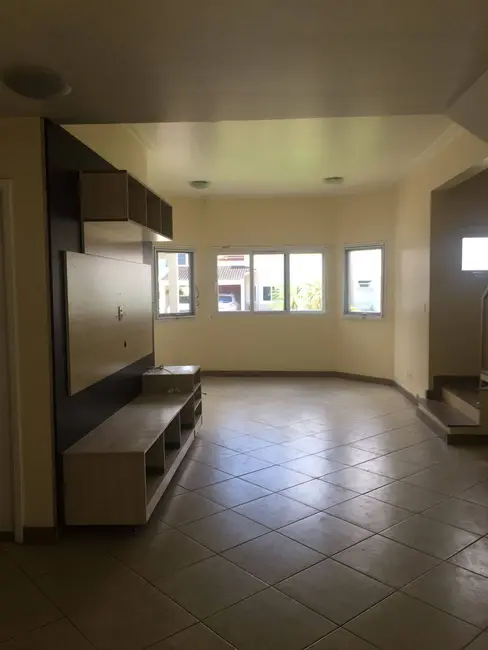 Apartamento com 4 quartos para alugar, 300m2 em Flores, Manaus - AM - imagem 6 Foto 6 de Apartamento com 4 quartos para alugar, 300m2 em Flores, Manaus - AM