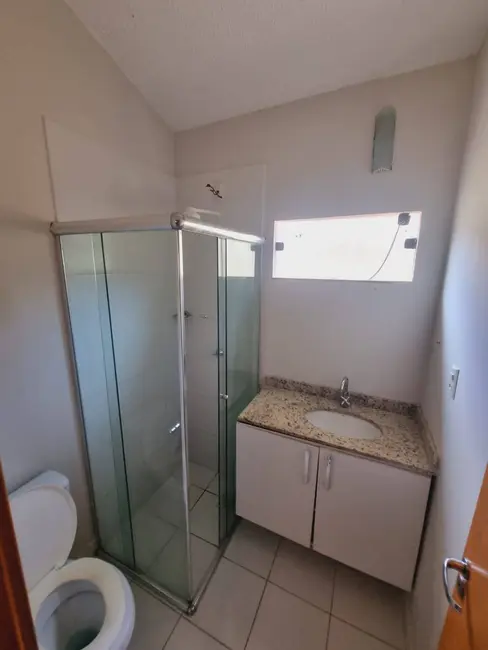 Casa com 3 quartos para alugar em Tarumã, Manaus - AM - imagem 9 Foto 9 de Casa com 3 quartos para alugar em Tarumã, Manaus - AM