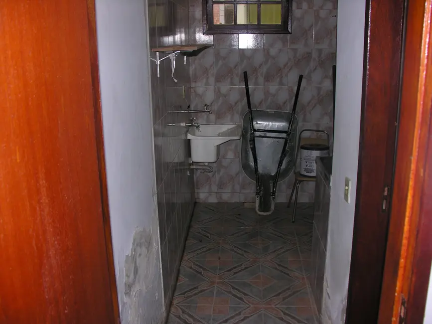 Foto 2 de Casa com 1 quarto à venda, 63m2 em Recanto, Rio Das Ostras - RJ