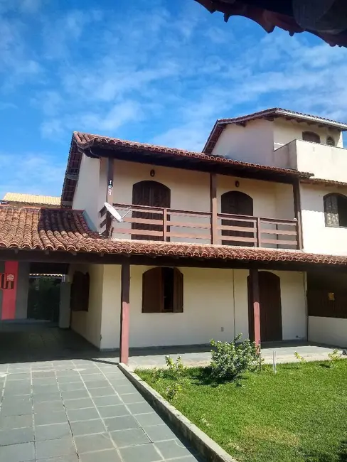 Foto 1 de Casa com 5 quartos à venda, 375m2 em Peró, Cabo Frio - RJ
