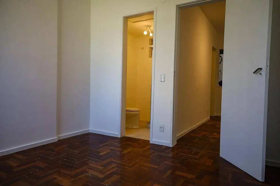 Apartamento com 1 quarto à venda, 31m2 em Centro, Rio De Janeiro - RJ - imagem 3 Foto 3 de Apartamento com 1 quarto à venda, 31m2 em Centro, Rio De Janeiro - RJ