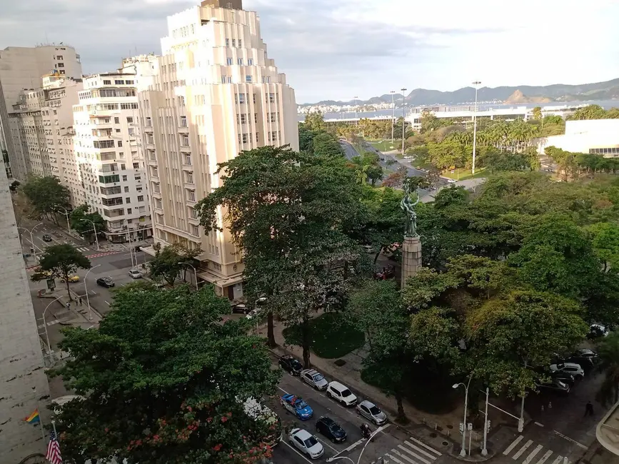Foto 2 de Sala Comercial à venda, 400m2 em Centro, Rio De Janeiro - RJ