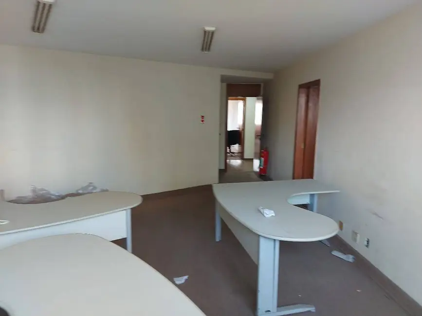 Sala Comercial à venda, 187m2 em Rio De Janeiro - RJ - imagem 6 Foto 6 de Sala Comercial à venda, 187m2 em Rio De Janeiro - RJ