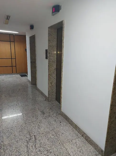 Sala Comercial à venda, 187m2 em Rio De Janeiro - RJ - imagem 3 Foto 3 de Sala Comercial à venda, 187m2 em Rio De Janeiro - RJ