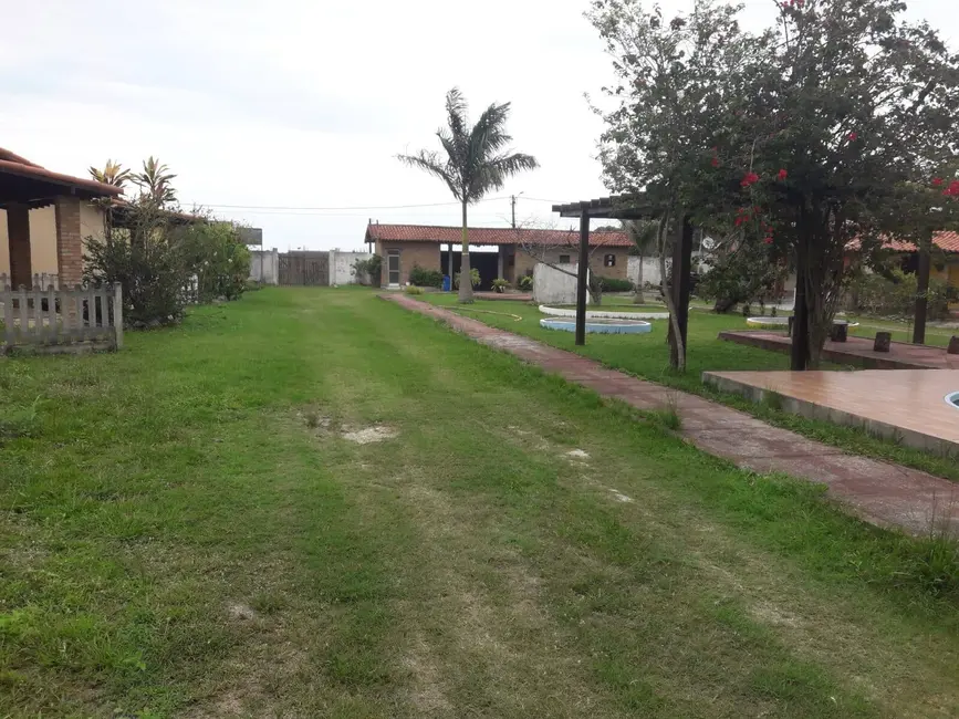 Foto 7 de Casa com 2 quartos à venda, 80m2 em Araruama - RJ