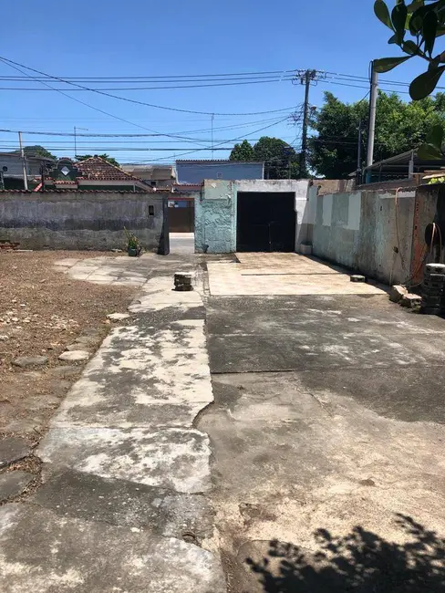 Foto 1 de Casa com 2 quartos à venda, 360m2 em Bangu, Rio De Janeiro - RJ