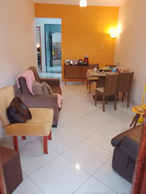 Casa com 2 quartos à venda, 131m2 em Realengo, Rio De Janeiro - RJ - imagem 2 Foto 2 de Casa com 2 quartos à venda, 131m2 em Realengo, Rio De Janeiro - RJ