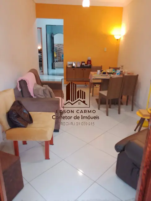 Foto 2 de Casa com 2 quartos à venda, 131m2 em Realengo, Rio De Janeiro - RJ