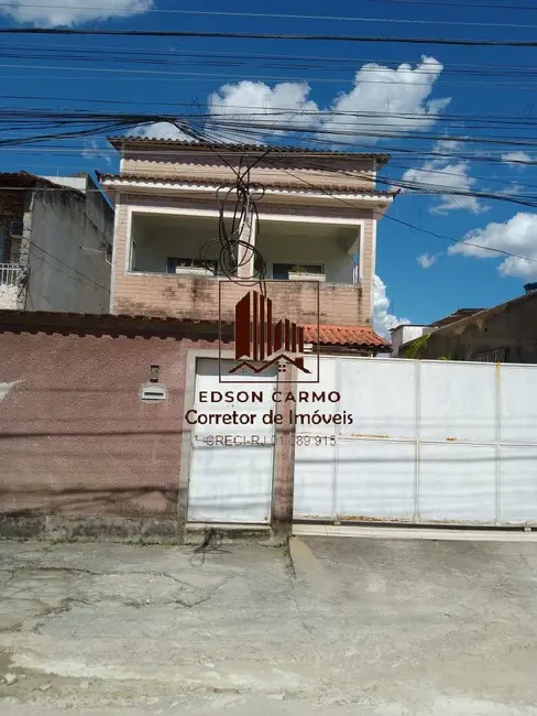 Foto 2 de Casa com 4 quartos à venda, 200m2 em Bangu, Rio De Janeiro - RJ