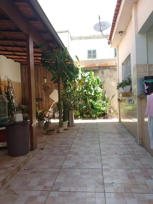 Foto 6 de Casa com 4 quartos à venda, 200m2 em Bangu, Rio De Janeiro - RJ