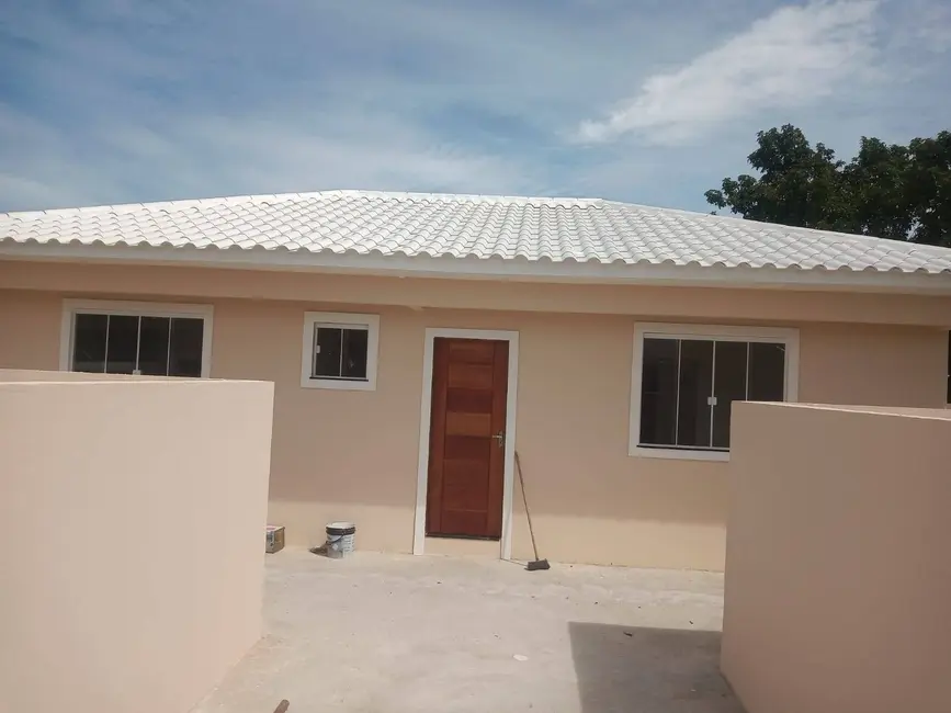 Foto 1 de Casa com 3 quartos à venda, 120m2 em Balneário São Pedro, Sao Pedro Da Aldeia - RJ