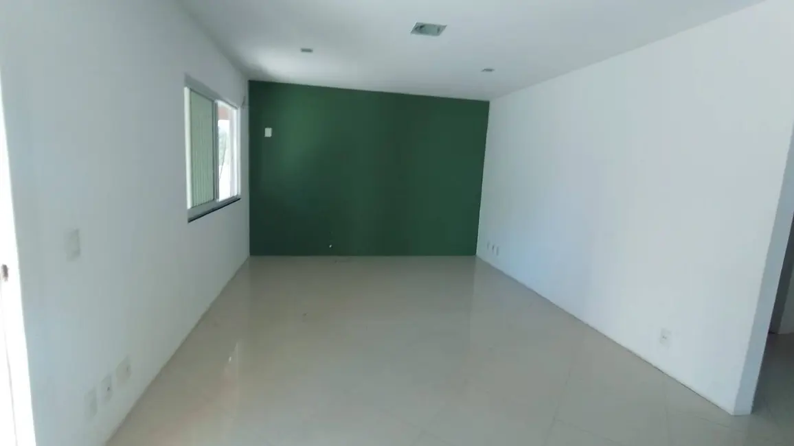 Casa com 3 quartos à venda, 175m2 em Sao Pedro Da Aldeia - RJ - imagem 6 Foto 6 de Casa com 3 quartos à venda, 175m2 em Sao Pedro Da Aldeia - RJ