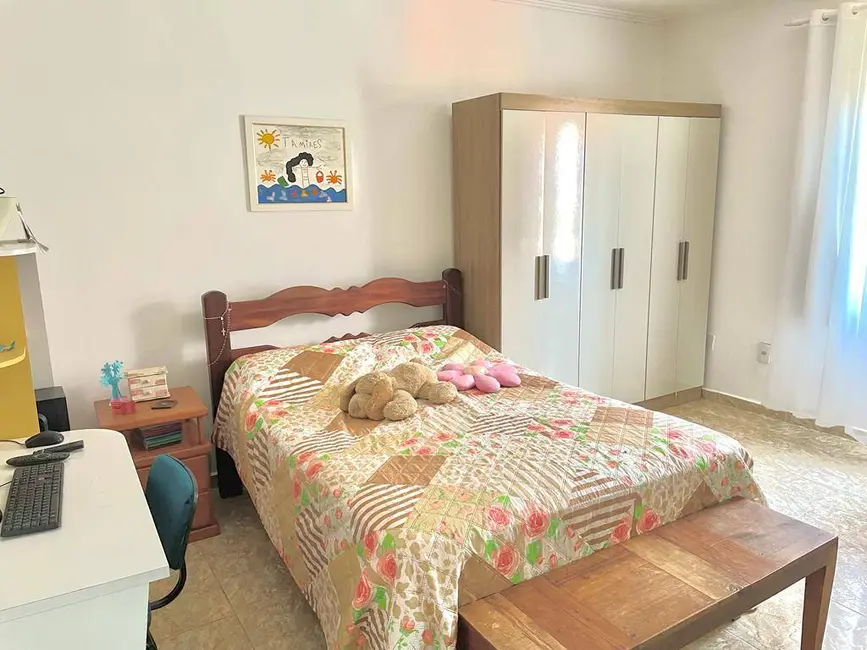 Foto 9 de Casa com 5 quartos à venda, 400m2 em Poço Fundo, Sao Pedro Da Aldeia - RJ