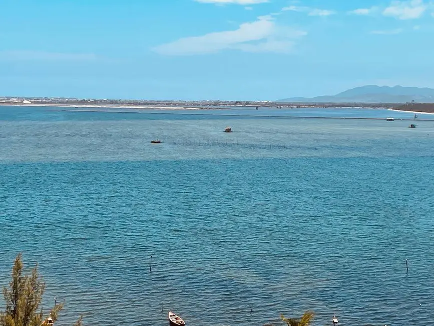 Foto 5 de Casa com 5 quartos à venda, 400m2 em Poço Fundo, Sao Pedro Da Aldeia - RJ