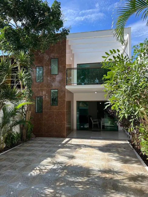 Foto 2 de Casa com 4 quartos à venda, 300m2 em Palmeiras, Cabo Frio - RJ