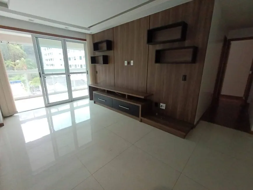 Foto 6 de Apartamento com 4 quartos à venda, 140m2 em Várzea, Teresopolis - RJ