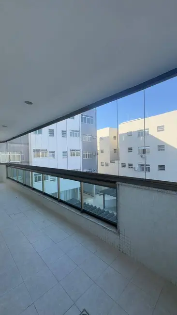 Foto 7 de Apartamento com 3 quartos à venda, 181m2 em Centro, Cabo Frio - RJ