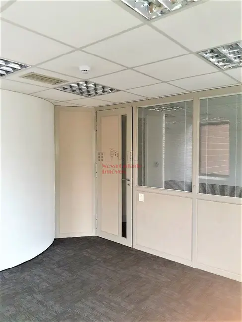 Foto 1 de Sala Comercial para alugar, 119m2 em São Paulo - SP