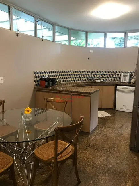 Sobrado com 4 quartos à venda em São Paulo - SP - imagem 2 Foto 2 de Sobrado com 4 quartos à venda em São Paulo - SP