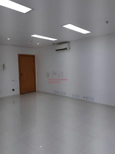 Sala Comercial à venda e para alugar, 55m2 em Vila Olímpia, São Paulo - SP - imagem 5 Foto 5 de Sala Comercial à venda e para alugar, 55m2 em Vila Olímpia, São Paulo - SP