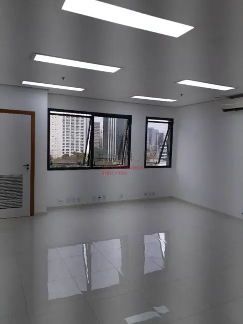 Foto 1 de Sala Comercial à venda e para alugar, 55m2 em Vila Olímpia, São Paulo - SP