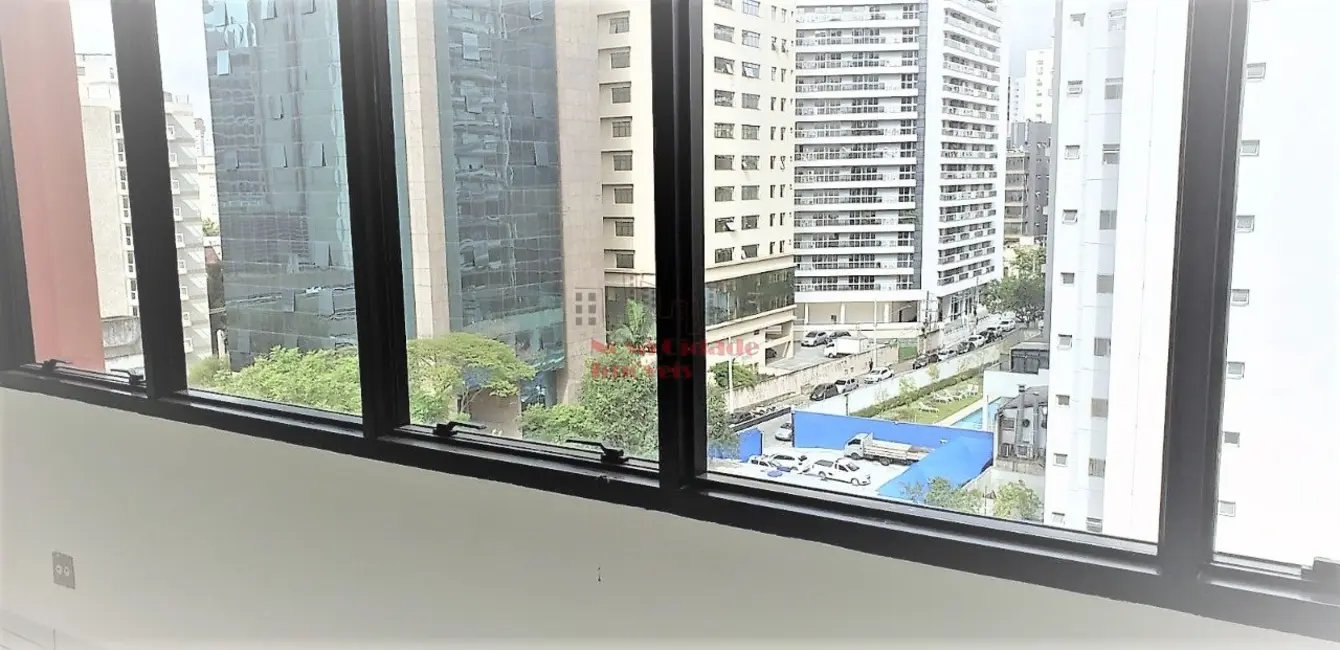 Foto 4 de Sala Comercial para alugar, 30m2 em Vila Olímpia, São Paulo - SP