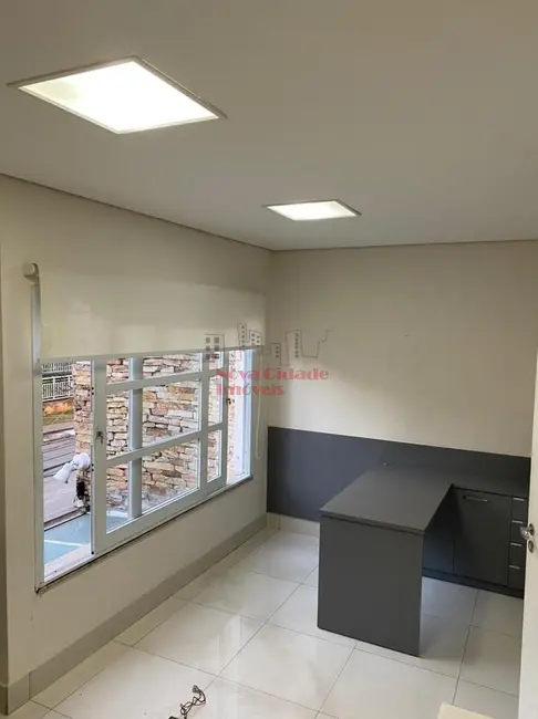 Sala Comercial à venda, 200m2 em São Paulo - SP - imagem 7 Foto 7 de Sala Comercial à venda, 200m2 em São Paulo - SP