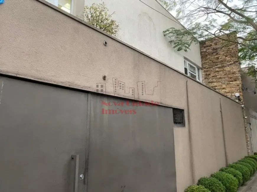 Sala Comercial à venda, 200m2 em São Paulo - SP - imagem 1 Foto 1 de Sala Comercial à venda, 200m2 em São Paulo - SP