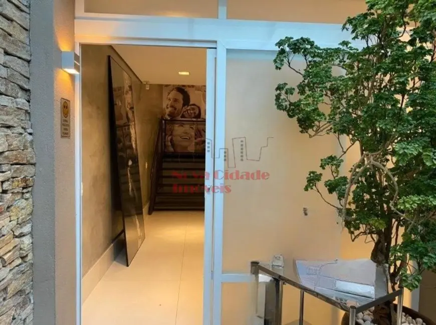 Sala Comercial à venda, 200m2 em São Paulo - SP - imagem 5 Foto 5 de Sala Comercial à venda, 200m2 em São Paulo - SP