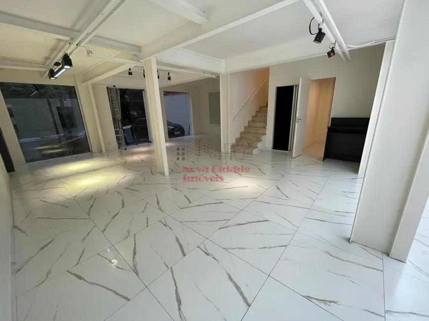 Prédio Inteiro para alugar, 260m2 em Moema, São Paulo - SP - imagem 3 Foto 3 de Prédio Inteiro para alugar, 260m2 em Moema, São Paulo - SP