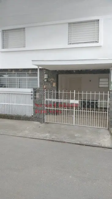 Foto 1 de Sobrado com 3 quartos para alugar, 150m2 em São Paulo - SP