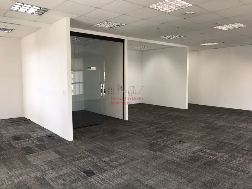 Foto 1 de Sala Comercial para alugar, 185m2 em São Paulo - SP